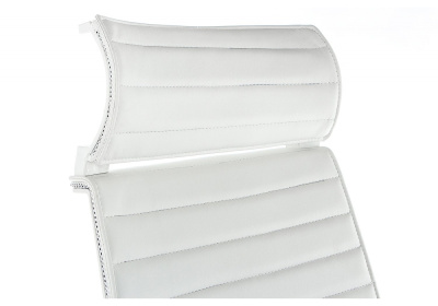 Компьютерное кресло Sindy белое. Фото