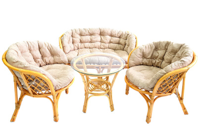 Комплект Багама с диваном и бежевыми подушками. Фото